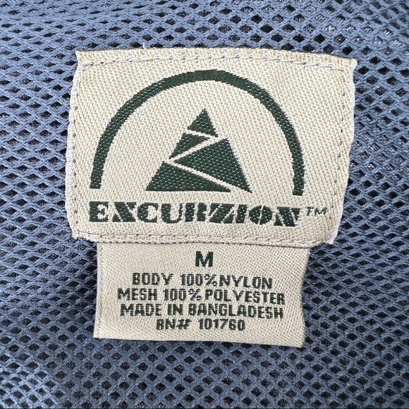 M Men’s Excurzion Grey Short Sleeve Breathable Button Down Shirt Medium - Picture 9 of 10